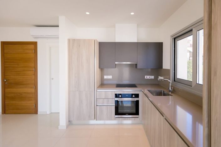 Image No.8-2 Bed Apartment for sale