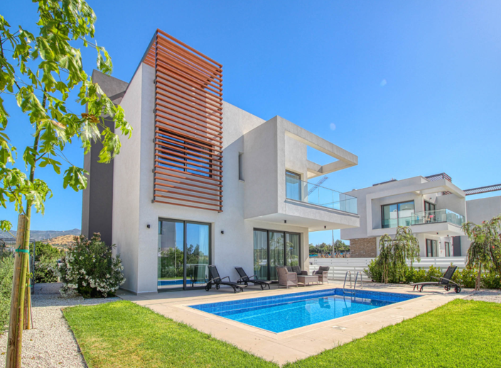 Image No.1-3 Bed House for sale