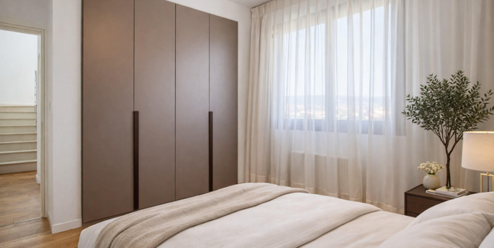 Image No.7-3 Bed House for sale