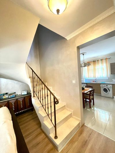 Image No.16-3 Bed House for sale