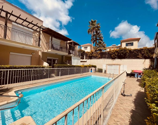 Image No.23-3 Bed House for sale