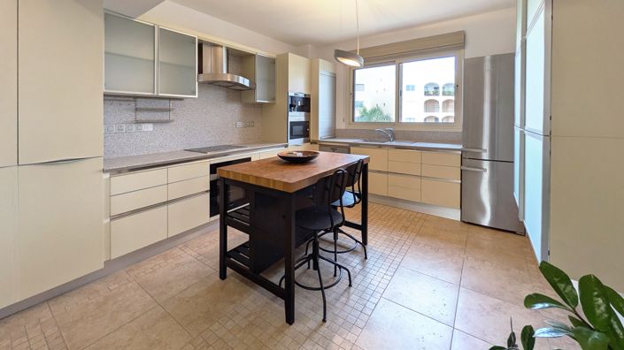 Image No.5-3 Bed Apartment for sale