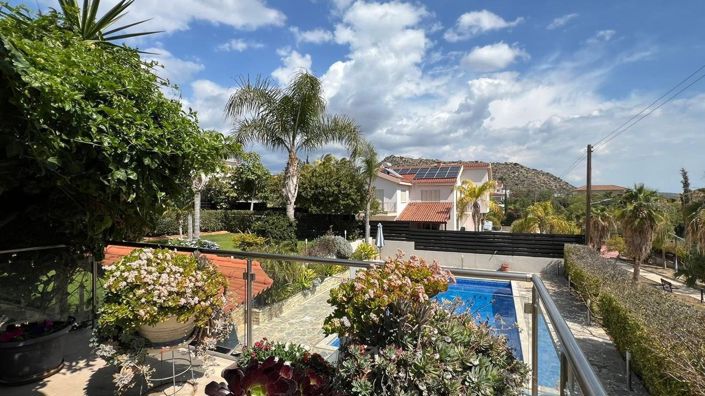 Image No.7-Maison de 5 chambres à vendre à Agios Athanasios