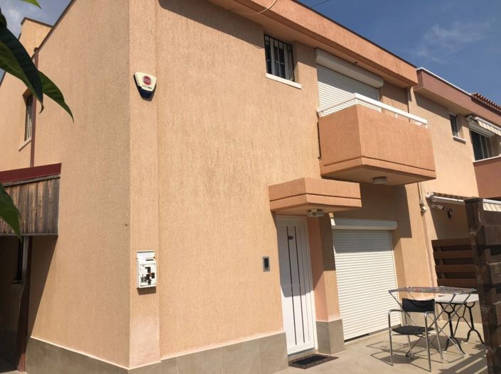 Image No.1-3 Bed House for sale
