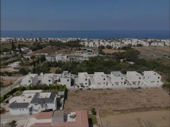 Image No.7-4 Bed House for sale