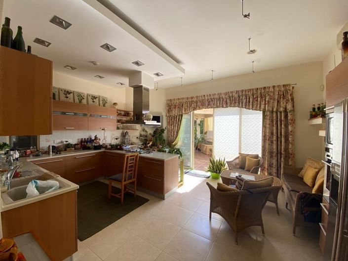 Image No.8-5 Bed Villa for sale