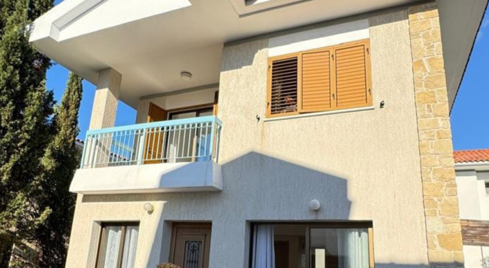 Image No.2-Maison de 2 chambres à vendre à Universal