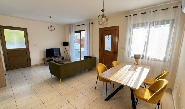 Image No.3-Maison de 2 chambres à vendre à Universal