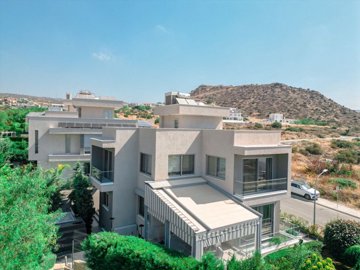 794b0acb-a9bd-4cce-96cf-802d7e102892