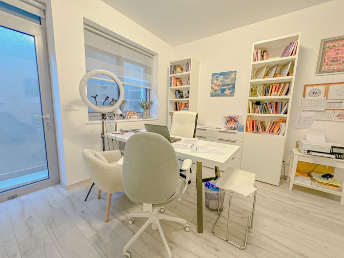 Image No.20-4 Bed House for sale