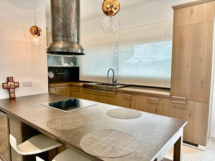 Image No.8-3 Bed Apartment for sale