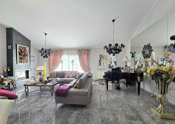 Image No.10-Maison de 5 chambres à vendre à Parekklisia