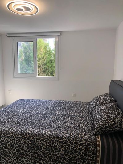 Image No.20-4 Bed House for sale