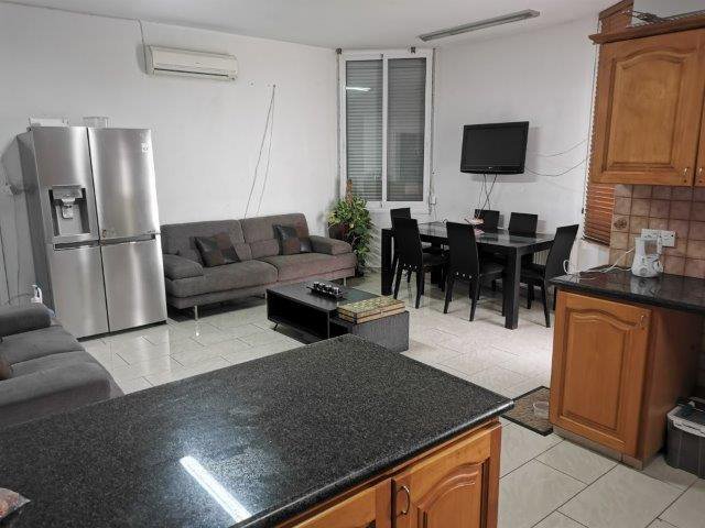 Image No.1-4 Bed House for sale