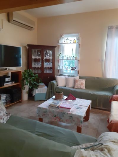 Image No.2-Maison de 4 chambres à vendre à Agios Athanasios