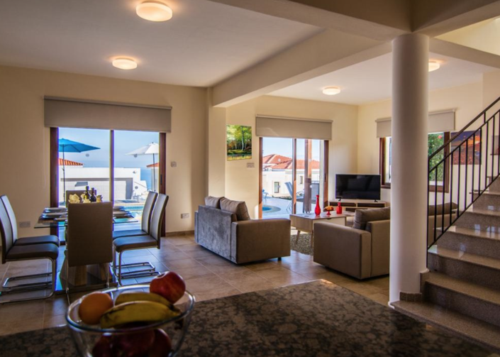 Image No.8-3 Bed House for sale