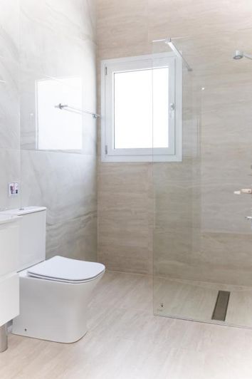 Image No.12-4 Bed Villa for sale