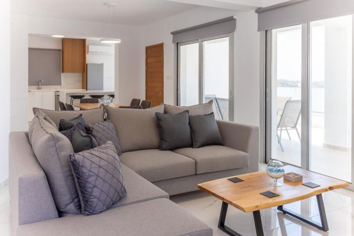 Image No.15-4 Bed Villa for sale