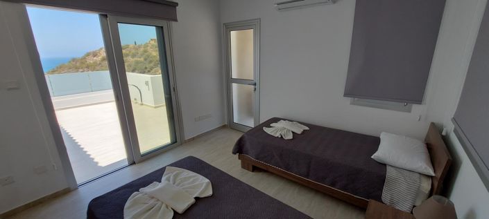 Image No.9-4 Bed Villa for sale