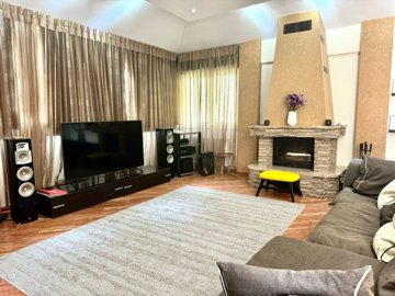 59d3e935-33fb-4535-bc10-0963700b353d