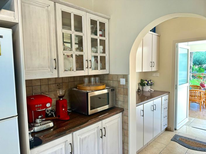 Image No.26-5 Bed House for sale