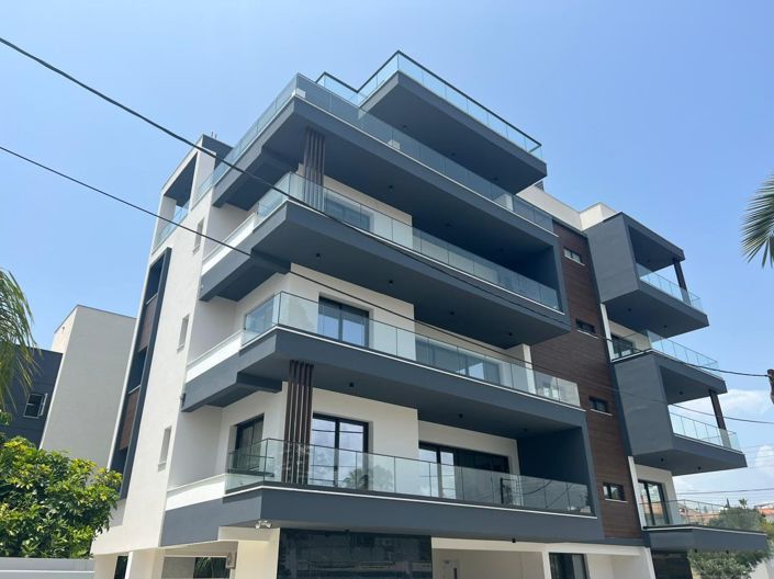 Image No.1-3 Bed Penthouse for sale
