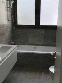 e712177e-bf7a-4bd5-ab44-09ee0d8280d3