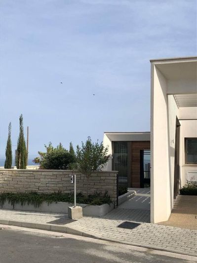 Image No.7-3 Bed House for sale