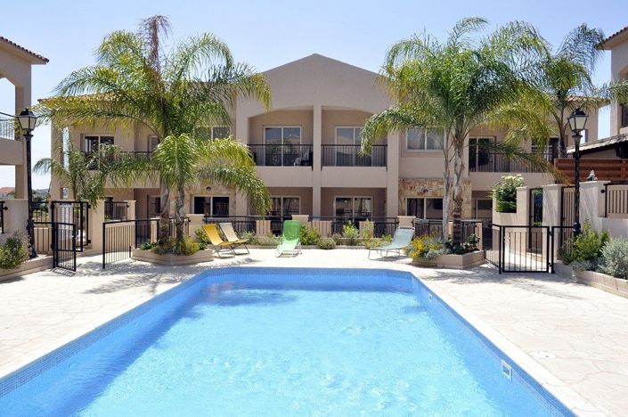 Image No.1-2 Bed House for sale