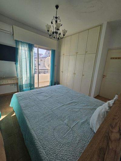 Image No.19-3 Bed House for sale