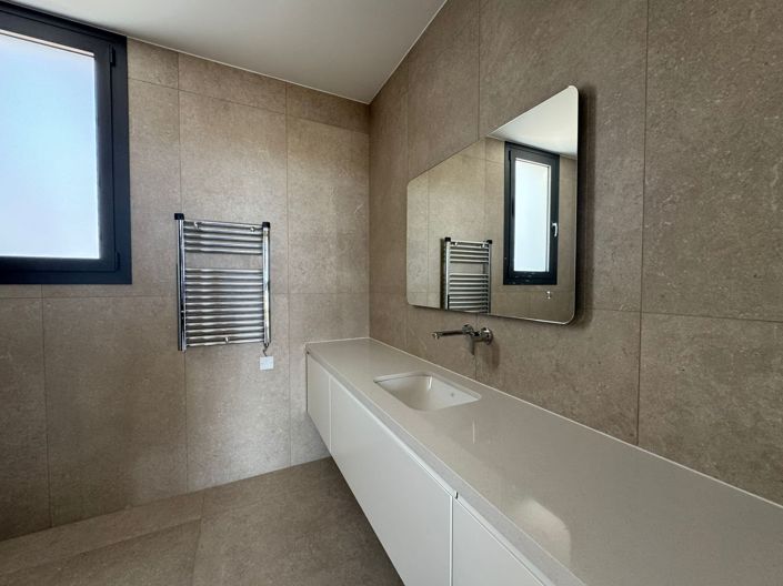 Image No.30-Maison de 4 chambres à vendre à Agios Athanasios