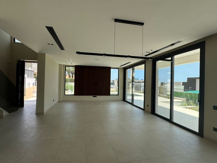 Image No.9-Maison de 4 chambres à vendre à Agios Athanasios