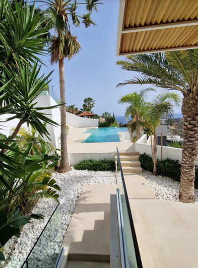 Image No.4-5 Bed Villa for sale