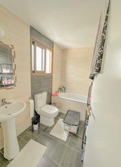 Image No.11-Maison de 8 chambres à vendre à Peyia