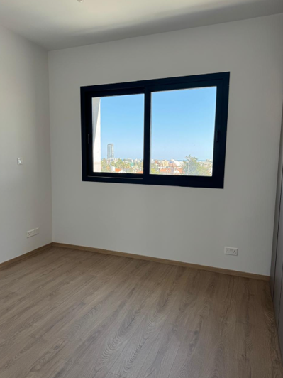 Image No.6-Commercial à vendre à Agios Athanasios