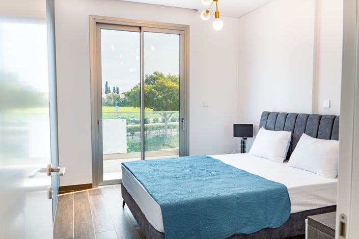 Image No.20-3 Bed Apartment for sale