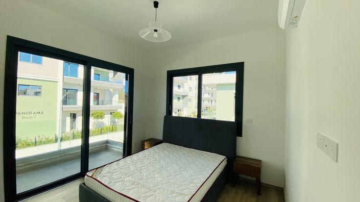 Image No.6-2 Bed House for sale