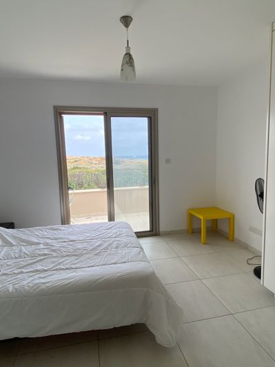 Image No.5-2 Bed House for sale