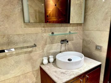 e3094f1b-74ef-46cc-8b30-6a94282aa0b6