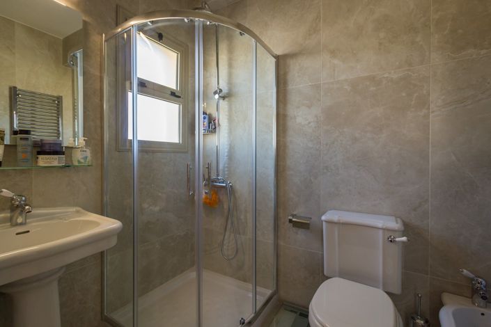 Image No.12-Maison de 4 chambres à vendre à Agios Athanasios