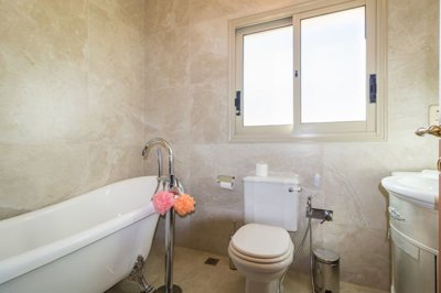 dc1265c6-5a53-4b40-9d1f-6ac6ac8a8d16