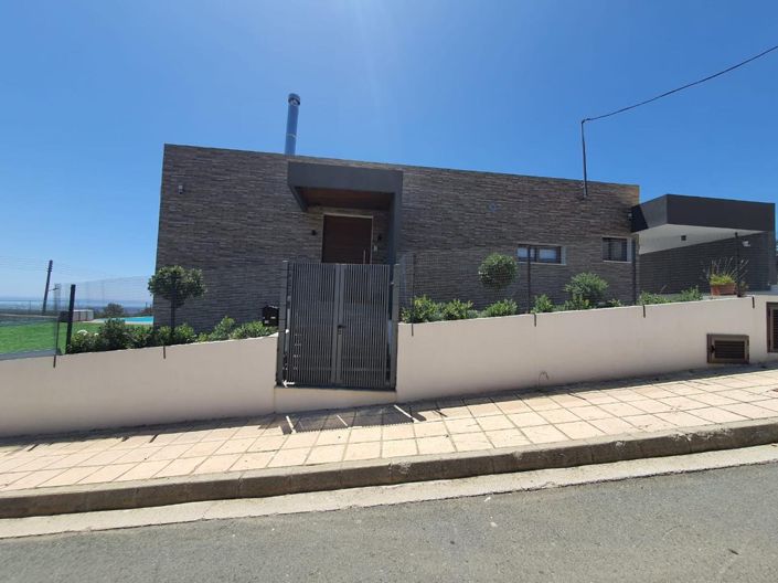 Image No.14-4 Bed House for sale