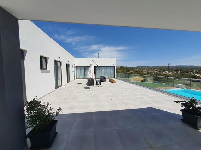 Image No.27-4 Bed House for sale