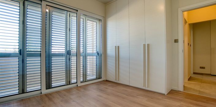 Image No.10-3 Bed Apartment for sale