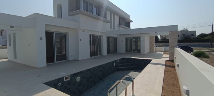 Image No.1-3 Bed House for sale