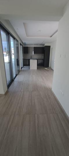 Image No.14-3 Bed House for sale