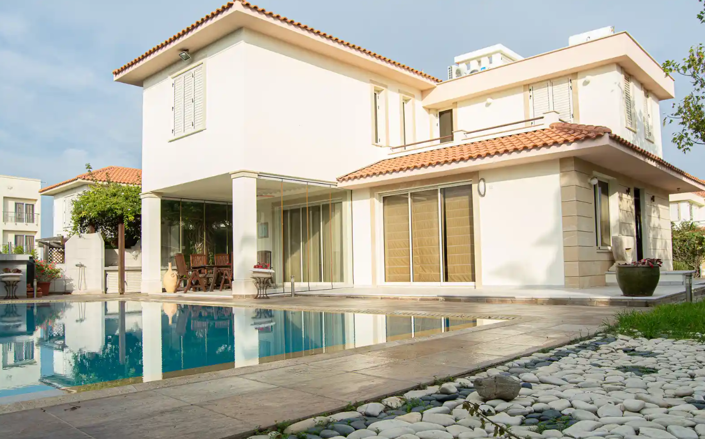 Image No.1-3 Bed Apartment for sale