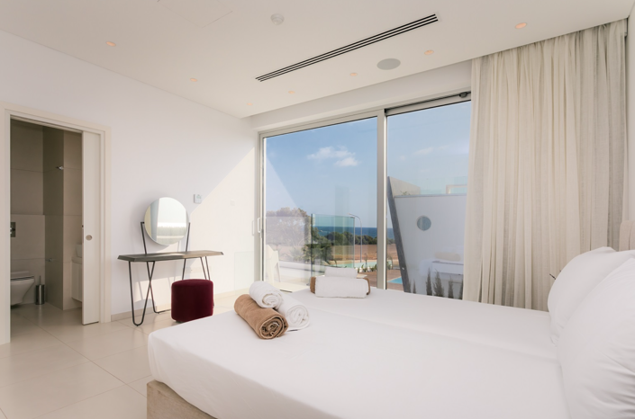 Image No.20-3 Bed Villa for sale