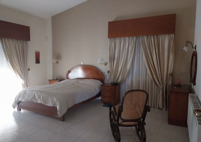 Image No.11-6 Bed House for sale