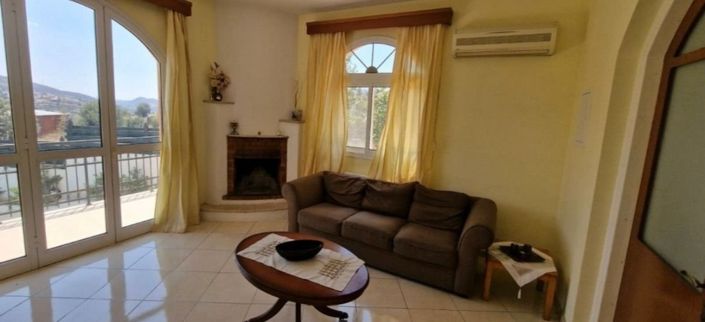 Image No.10-6 Bed House for sale